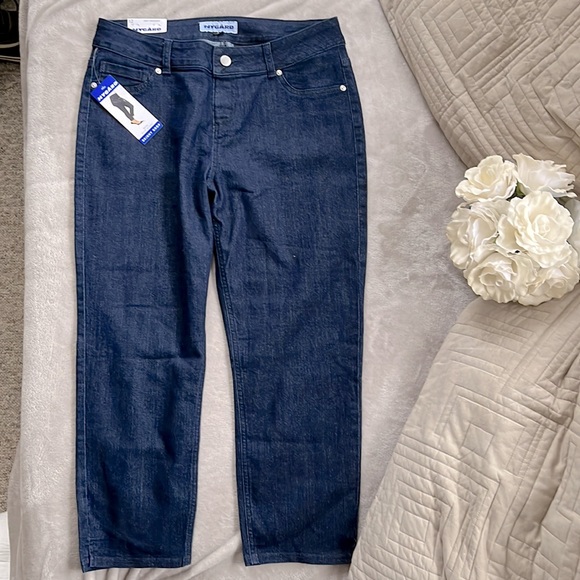 ✨NWT- Nygard skinny crop - Picture 4 of 5